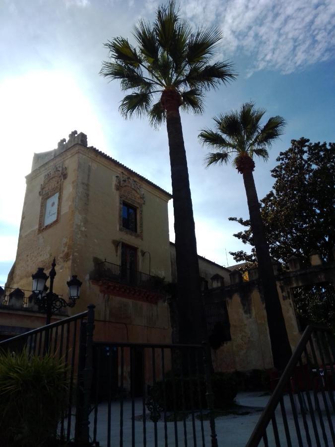 La Puerta Azul Villa Борнос Екстериор снимка